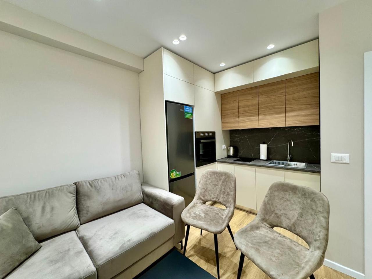 E&R Apartments At Myslym Shyri Tirana Extérieur photo