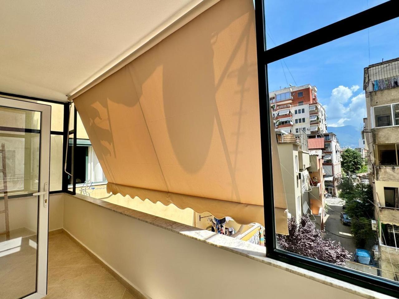 E&R Apartments At Myslym Shyri Tirana Extérieur photo
