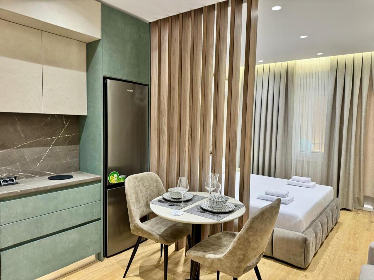 E&R Apartments At Myslym Shyri Tirana Extérieur photo